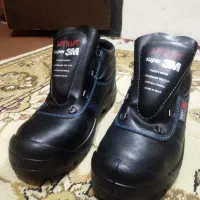 کفش کار ایمنی ۲ جفت ۲ میلیون|کیف، کفش، کمربند|مینودشت, |دیوار