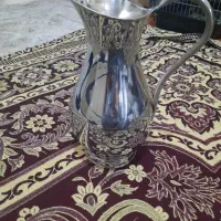 یکعدد تنگ استیل بسیار زیبا نو نو