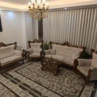 یک دست مبل کلاسیک به همراه بوفه