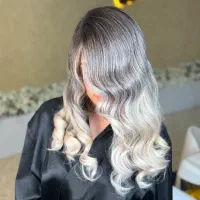 دستیاررنگ و لایت کراتین|استخدام درمانی، زیبایی، بهداشتی|کرج, جهان‌شهر|دیوار