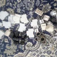 لوازم برقی لامپ کم مصرف ودکوری وسرپبچ وجعبه تقسیم|لامپ و چراغ|چهارباغ, |دیوار