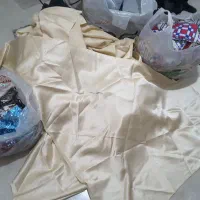تعدادی تیکه پارچه
