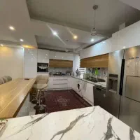 یک نفر برا امور کارها