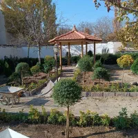 خدمات باغبانی طراحی فضای سبز کاشت گل