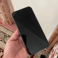 ایفون ۱۲ پرومکس لاکاغذی