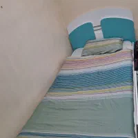 تخت نوجوان در حدنو