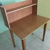 میز مطالعه زیر فی فوری