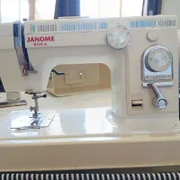 چرخ خیاطی ژانومه