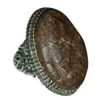 انگشتر و اویزه قدیمی