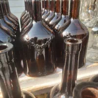 بطری شیشه ای|ظروف نگهدارنده، پلاستیکی، یک‌بارمصرف|کرج, باغ سیب|دیوار