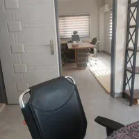 کارگر خدماتی خانم