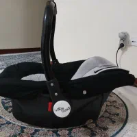 کالسکه و کریر