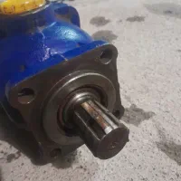 پمپ 9پستان|ماشین‌آلات صنعتی|لردگان, |دیوار