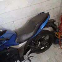 سوزوکی جیکسر کاربرات
