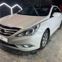 سوناتا وای اف کارمندی ۲۰۱۳ نیم فول