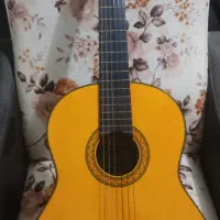 گیتار C70