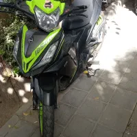 لاکی۱۸۵
