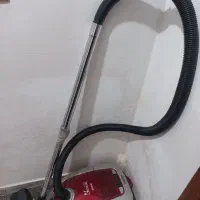 جارو برقی کاملا سالم کار میکند مارک ناسونیان|جاروبرقی، جارو شارژی، بخارشو|خرمشهر, |دیوار