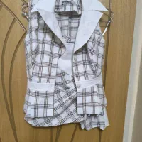 دو دست کت و دامن مجلسی|لباس|فولادشهر, ورزشگاه فولادشهر|دیوار