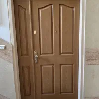 در ورودی چوبی