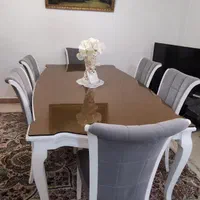 میز نهارخوری ۶ نفره در حد نو ترتمیز سفید طوسی