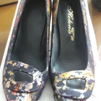 کفش مجلسی|کیف، کفش، کمربند|رباط‌کریم, رباط‌کریم|دیوار