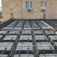 دو نفرخانم مهندس عمران دکتری یا ارشد