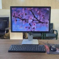 سیستم کامپیوتری با تمام متعلقات