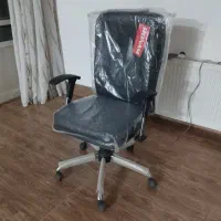 صندلی اداری متوسط