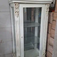 بوفه و میزتلوزیون