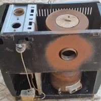 بخاری نفتی باکیفیت قدیمی|بخاری، هیتر، شومینه|پاکدشت, خاتون آباد|دیوار