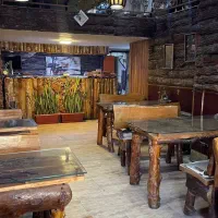 میز چوبی خاص و طبیعی|میز و صندلی غذاخوری|فشم, |دیوار