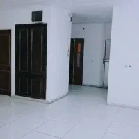 خیابان سی متری لب خیابان