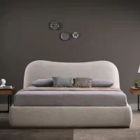 استخدام فروشنده خانم