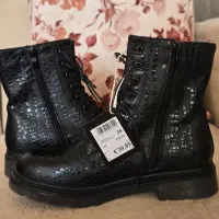 فروش ویژه نیم‌بوت Dockers سایز ۳۸ نو و اورجینال|کیف، کفش، کمربند|باقرشهر, |دیوار