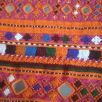 اینه|لباس|ایرانشهر, |دیوار