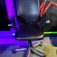 صندلی|صندلی و نیمکت|قم, فرهنگیان و شهربانی|دیوار