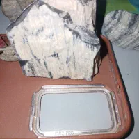 یک عدد سنگ  زیبا