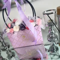 کادو ماندگار روز مادر|گل مصنوعی|اراک, |دیوار