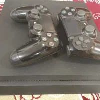 ps4 slim دو دسته اصلی  یک ترابایت  همراه ۶ بازی