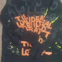 مانتو|لباس|لردگان, |دیوار