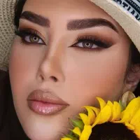 نیازمند مدل برای میکاپ