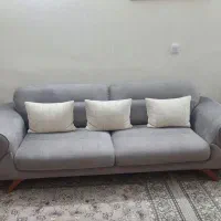 نیم ست مبلمان ،مبل سه نفره تخت خوابشو میباشد|مبلمان خانگی و میز عسلی|اندیشه, اندیشه فاز ۱|دیوار