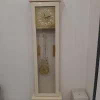 ساعت استاده سالم تمیز