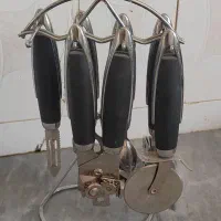 شل دیواری و ابزار آشپزخانه