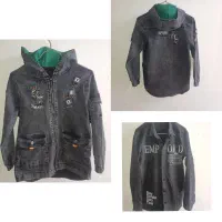 بلوز پسرانه لیی زغالی رنگ .نونو میباشد