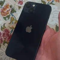 اپل iPhone 13 با حافظهٔ ۱۲۸ گیگابایت