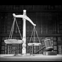 وکیل پایه یک دادگستری