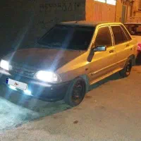 پراید نقره‌ای