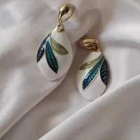 گوشواره مینا